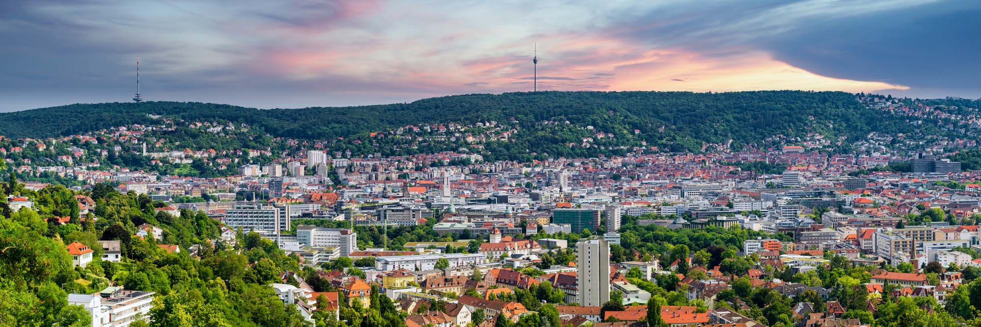 Die Skyline der Stadt Stuttgart mit dem Fernsehturm.